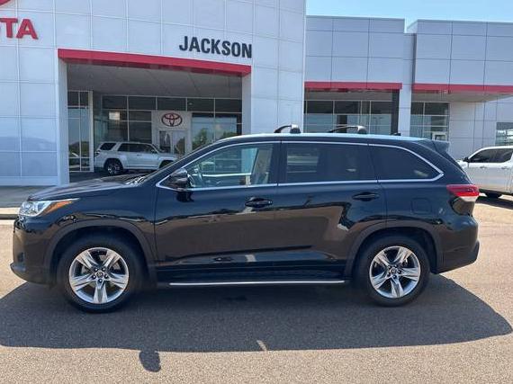TOYOTA HIGHLANDER 2017 5TDYZRFH9HS194689 image