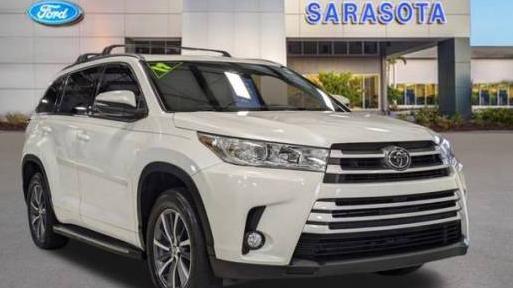 TOYOTA HIGHLANDER 2017 5TDKZRFH9HS214090 image