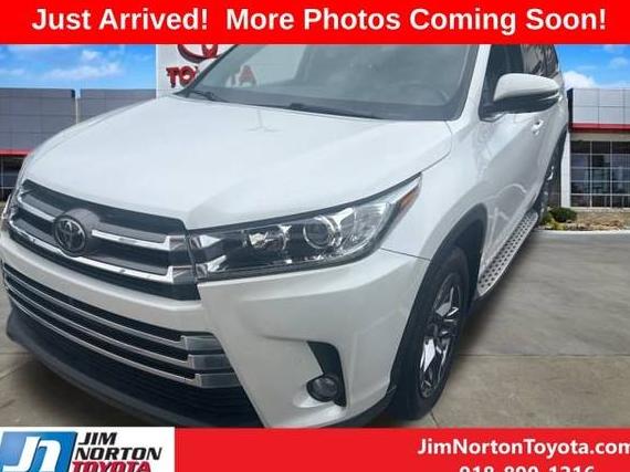 TOYOTA HIGHLANDER 2017 5TDYZRFH2HS206780 image