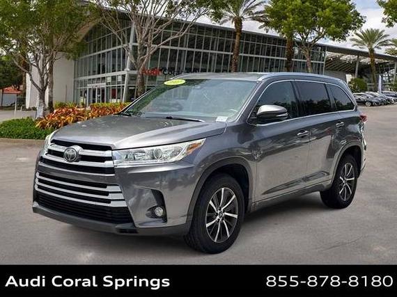 TOYOTA HIGHLANDER 2017 5TDKZRFH5HS517965 image