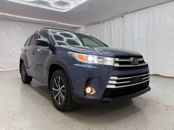 TOYOTA HIGHLANDER 2017 5TDJZRFH6HS440681 image TOYOTA HIGHLANDER 2017 5TDJZRFH6HS440681 image