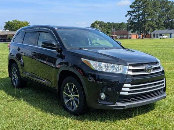 TOYOTA HIGHLANDER 2017 5TDJZRFH8HS395470 image