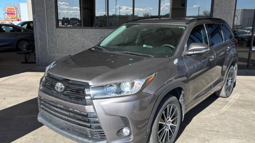 TOYOTA HIGHLANDER 2017 5TDJZRFH3HS513571 image