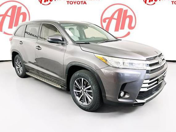 TOYOTA HIGHLANDER 2017 5TDKZRFH0HS513967 image TOYOTA HIGHLANDER 2017 5TDKZRFH0HS513967 image