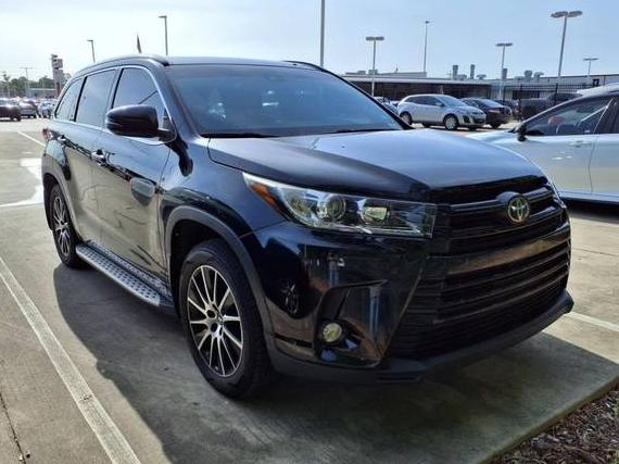 TOYOTA HIGHLANDER 2017 5TDKZRFH2HS218546 image