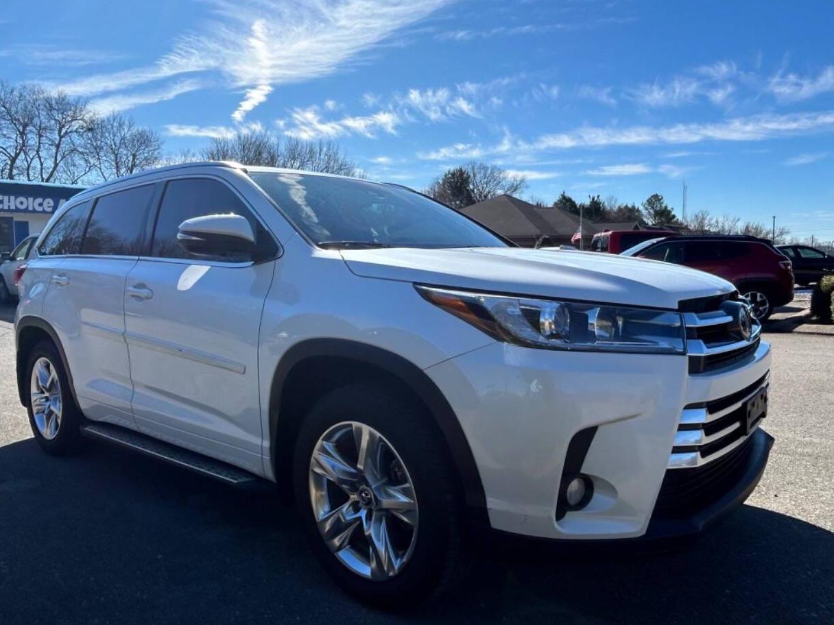 TOYOTA HIGHLANDER 2017 5TDDZRFH6HS373013 image