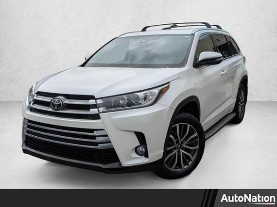TOYOTA HIGHLANDER 2017 5TDYZRFH6HS195931 image