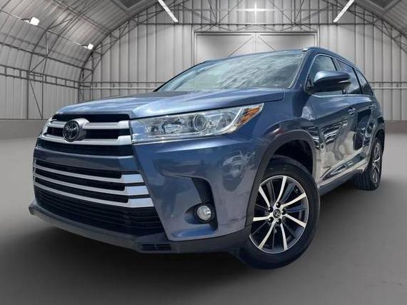 TOYOTA HIGHLANDER 2017 5TDKZRFH4HS521652 image