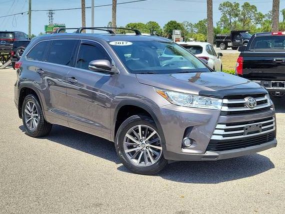 TOYOTA HIGHLANDER 2017 5TDJZRFH8HS431674 image