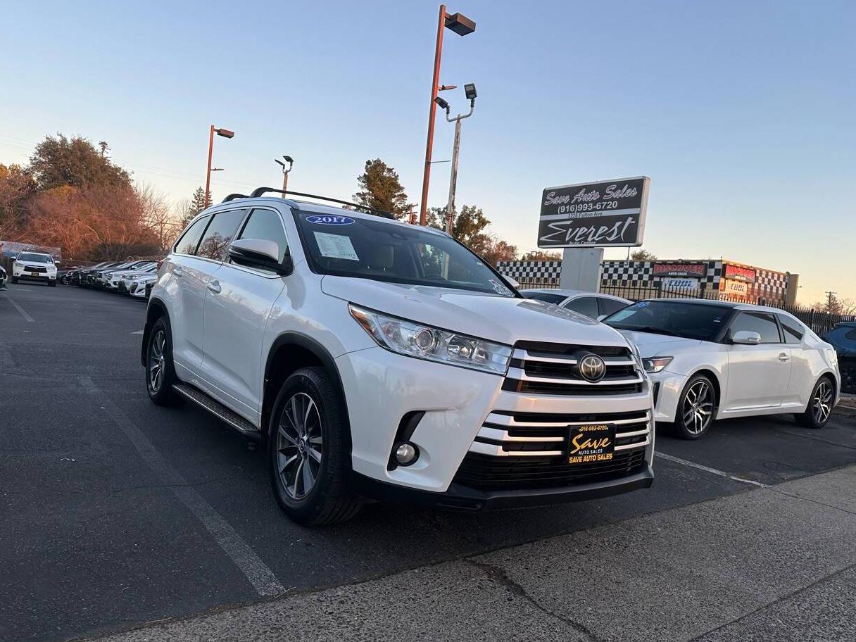 TOYOTA HIGHLANDER 2017 5TDJZRFH5HS402794 image