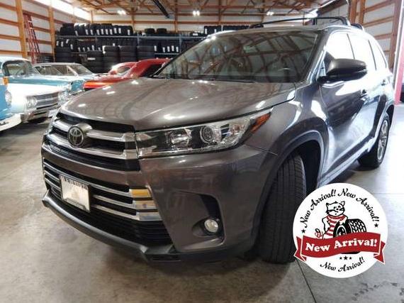 TOYOTA HIGHLANDER 2017 5TDDZRFH5HS379983 image