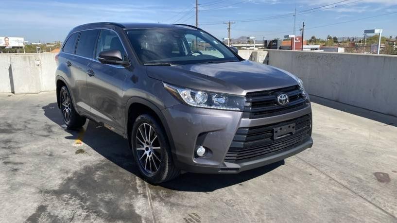 TOYOTA HIGHLANDER 2017 5TDJZRFH7HS509488 image