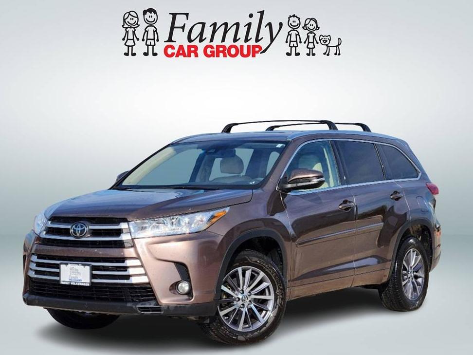 TOYOTA HIGHLANDER 2017 5TDKZRFH7HS228568 image