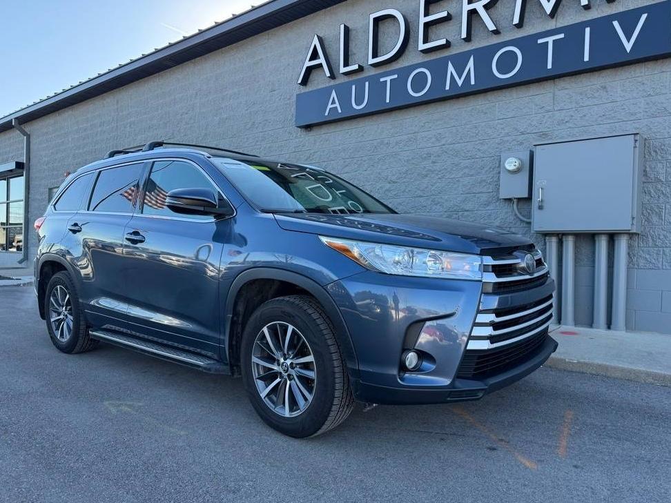 TOYOTA HIGHLANDER 2017 5TDKZRFH8HS522917 image