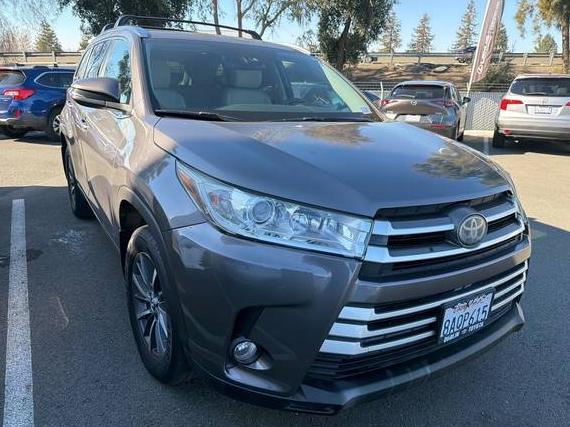 TOYOTA HIGHLANDER 2017 5TDJZRFH2HS522388 image TOYOTA HIGHLANDER 2017 5TDJZRFH2HS522388 image
