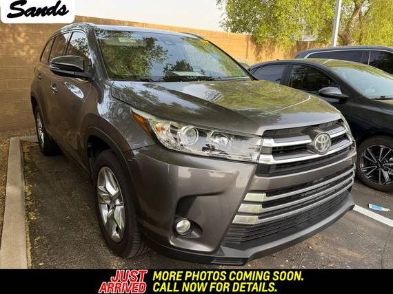 TOYOTA HIGHLANDER 2017 5TDYZRFH0HS222721 image