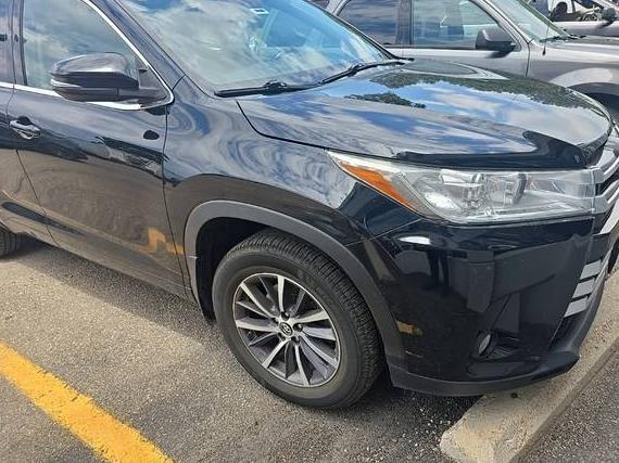 TOYOTA HIGHLANDER 2017 5TDJZRFH0HS417476 image