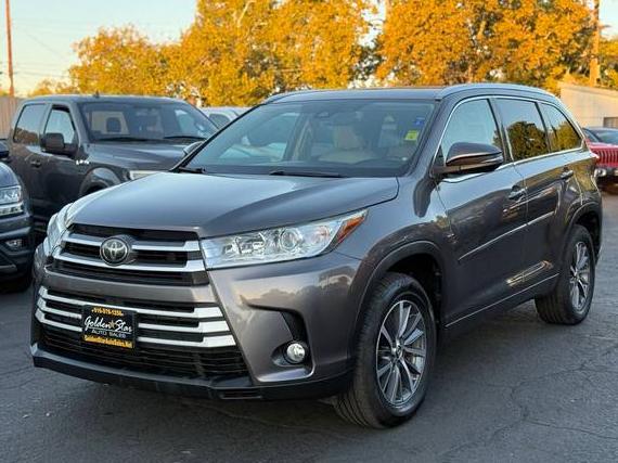 TOYOTA HIGHLANDER 2017 5TDJZRFH3HS454456 image