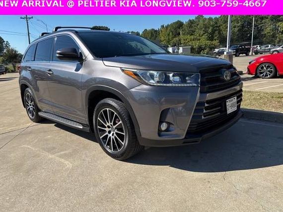 TOYOTA HIGHLANDER 2017 5TDKZRFH2HS519771 image