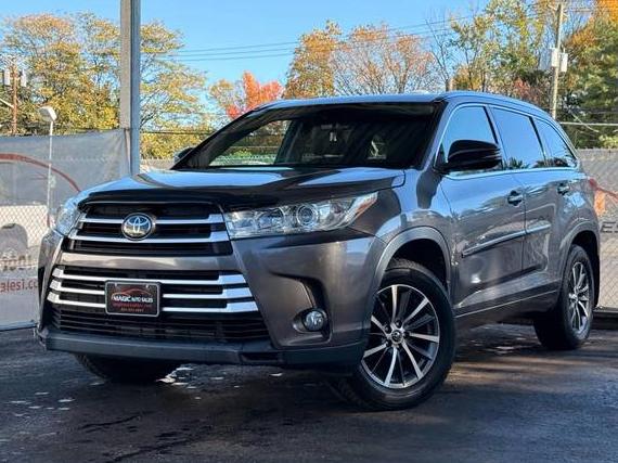 TOYOTA HIGHLANDER 2017 5TDJZRFH7HS482468 image TOYOTA HIGHLANDER 2017 5TDJZRFH7HS482468 image
