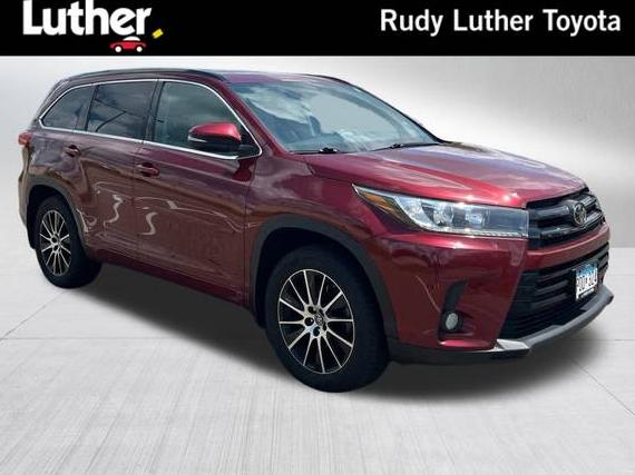 TOYOTA HIGHLANDER 2017 5TDJZRFH1HS360897 image