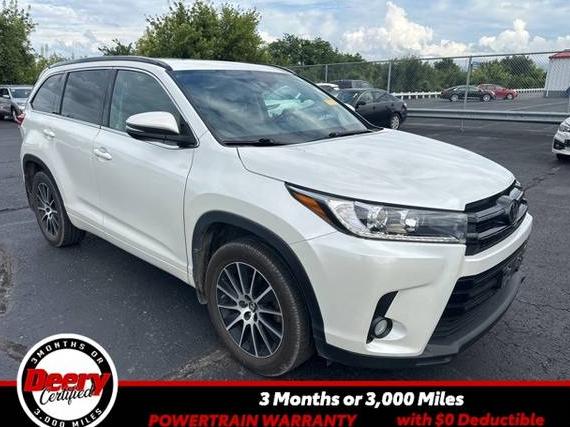 TOYOTA HIGHLANDER 2017 5TDJZRFH0HS445598 image
