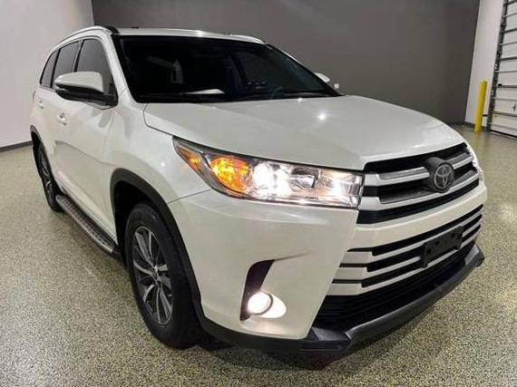 TOYOTA HIGHLANDER 2017 5TDKZRFH8HS516907 image