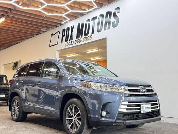 TOYOTA HIGHLANDER 2017 5TDJGRFH3HS021094 image