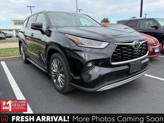 TOYOTA HIGHLANDER 2020 5TDFZRBH3LS038105 image