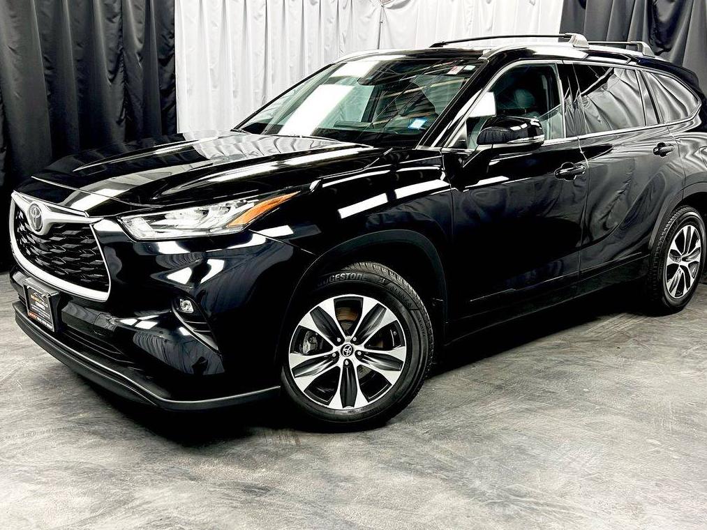 TOYOTA HIGHLANDER 2020 5TDHZRBH2LS501456 image