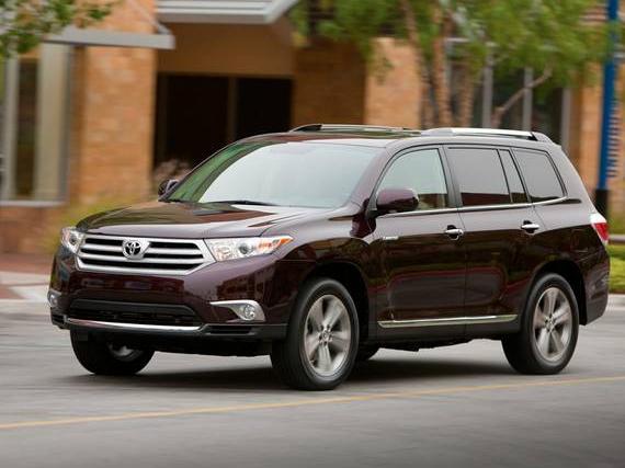 TOYOTA HIGHLANDER 2013 5TDDK3EH2DS180077 image TOYOTA HIGHLANDER 2013 5TDDK3EH2DS180077 image