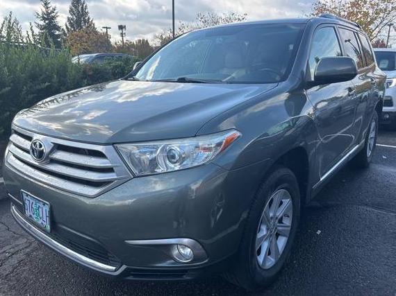 TOYOTA HIGHLANDER 2013 5TDBK3EH5DS228243 image TOYOTA HIGHLANDER 2013 5TDBK3EH5DS228243 image