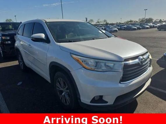 TOYOTA HIGHLANDER 2014 5TDZKRFH5ES015679 image TOYOTA HIGHLANDER 2014 5TDZKRFH5ES015679 image