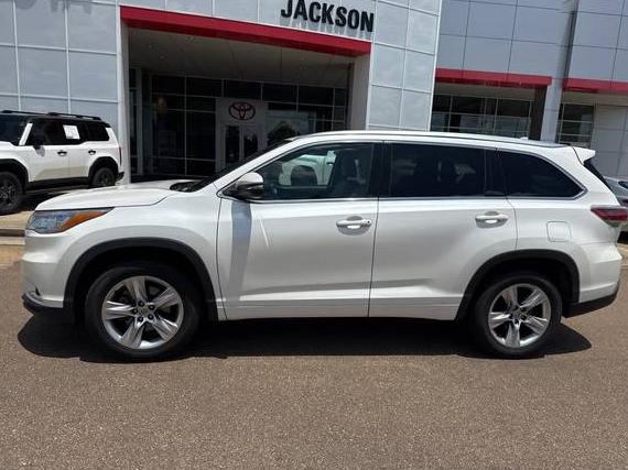 TOYOTA HIGHLANDER 2015 5TDYKRFH9FS040162 image