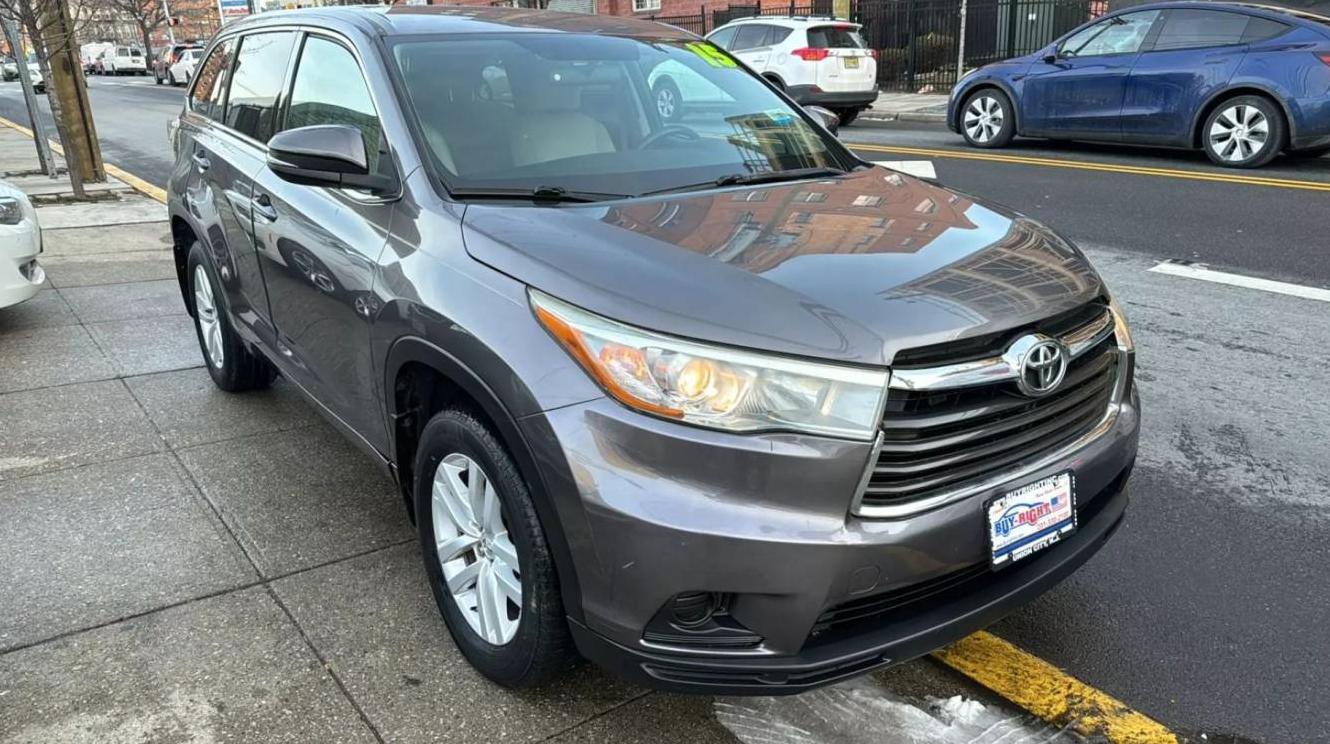 TOYOTA HIGHLANDER 2015 5TDBKRFH7FS102129 image