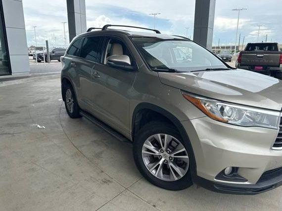 TOYOTA HIGHLANDER 2015 5TDKKRFH5FS050824 image