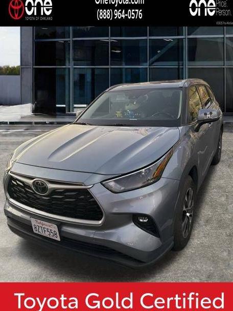 TOYOTA HIGHLANDER 2022 5TDHZRAH3NS109896 image TOYOTA HIGHLANDER 2022 5TDHZRAH3NS109896 image