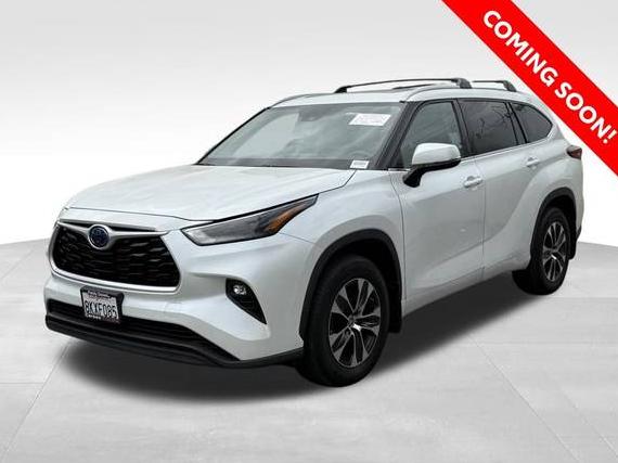 TOYOTA HIGHLANDER 2022 5TDHARAH4NS509862 image