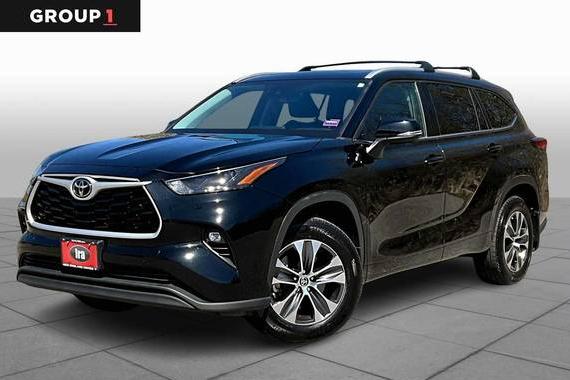 TOYOTA HIGHLANDER 2022 5TDHZRBH7NS593523 image