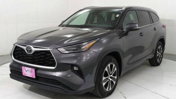 TOYOTA HIGHLANDER 2022 5TDGZRAH6NS543774 image