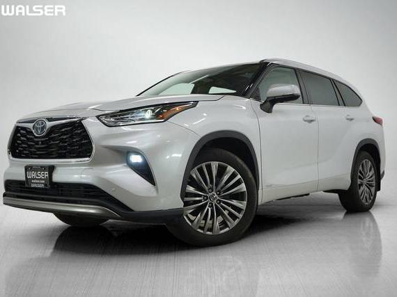 TOYOTA HIGHLANDER 2022 5TDEBRCH9NS077637 image