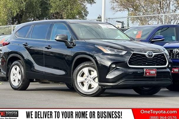 TOYOTA HIGHLANDER 2022 5TDBZRBH9NS596235 image