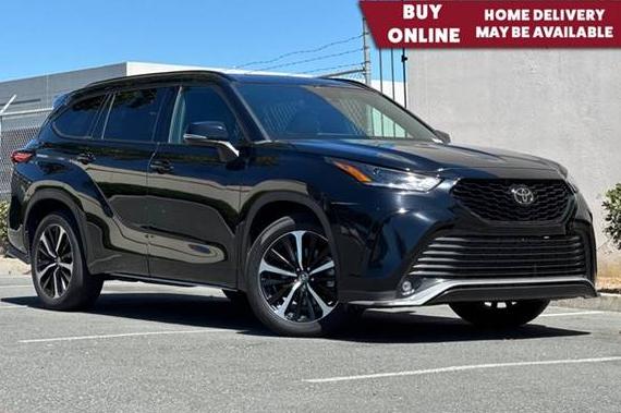 TOYOTA HIGHLANDER 2022 5TDLZRBH8NS181959 image