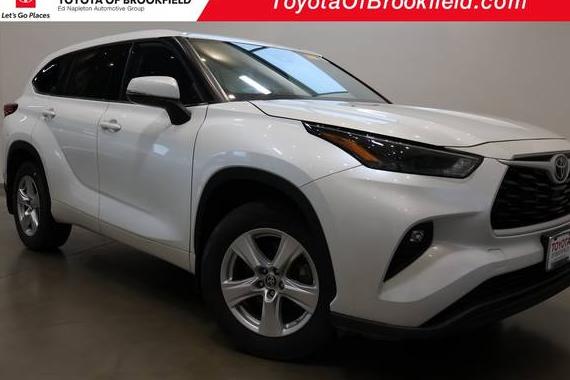 TOYOTA HIGHLANDER 2022 5TDBZRBH7NS190034 image