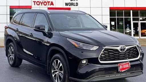 TOYOTA HIGHLANDER 2022 5TDGZRBH0NS577336 image