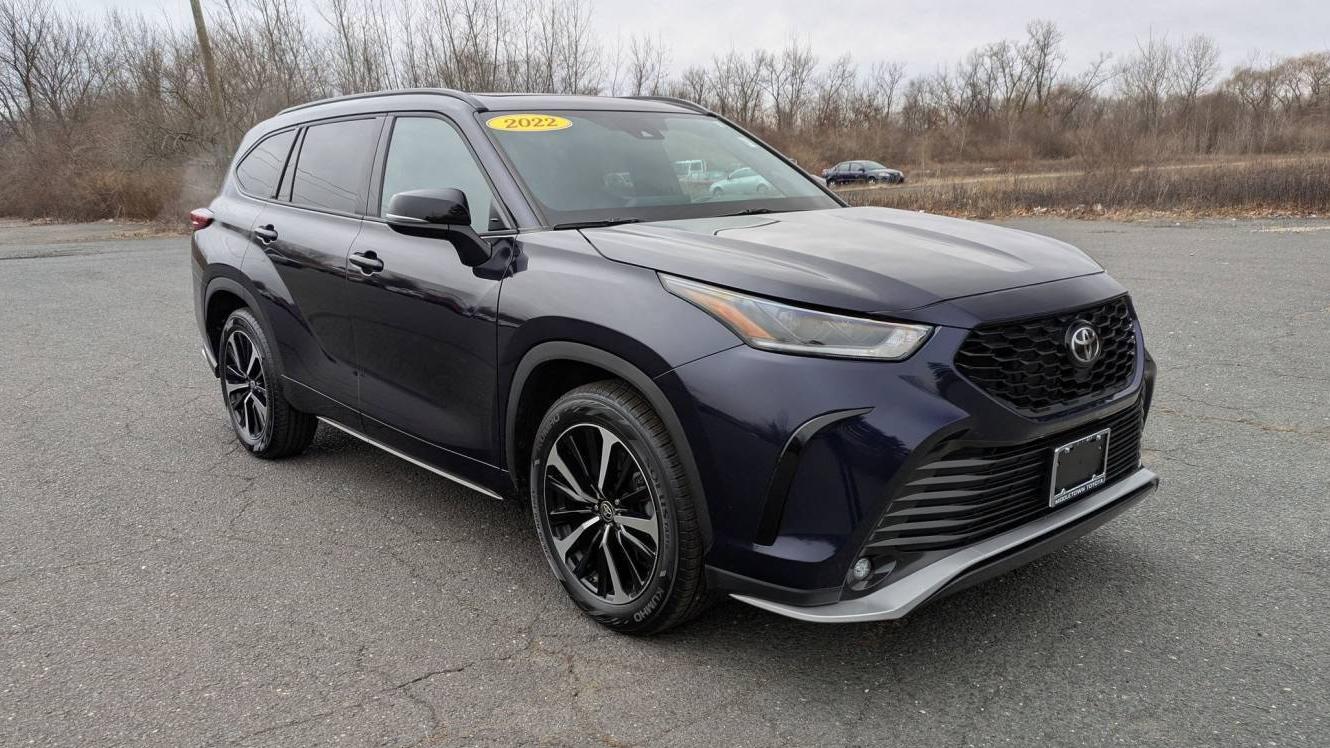 TOYOTA HIGHLANDER 2022 5TDJZRBHXNS207968 image