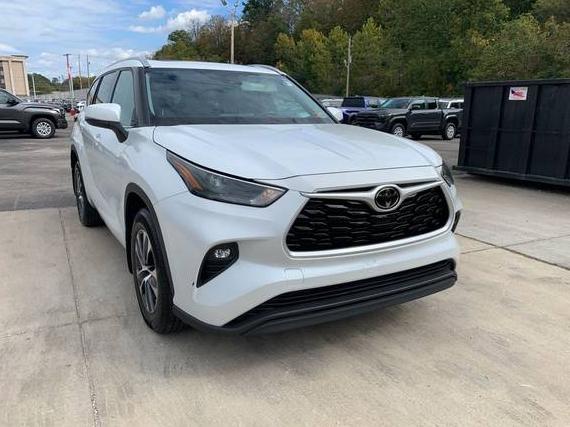 TOYOTA HIGHLANDER 2022 5TDGZRBH4NS219608 image TOYOTA HIGHLANDER 2022 5TDGZRBH4NS219608 image