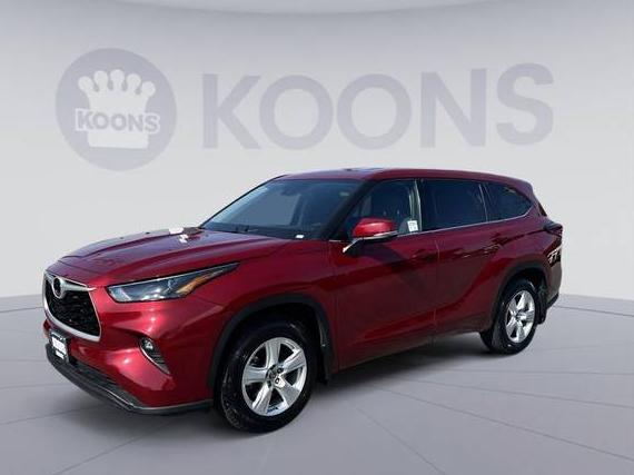 TOYOTA HIGHLANDER 2022 5TDBZRBH8NS577997 image