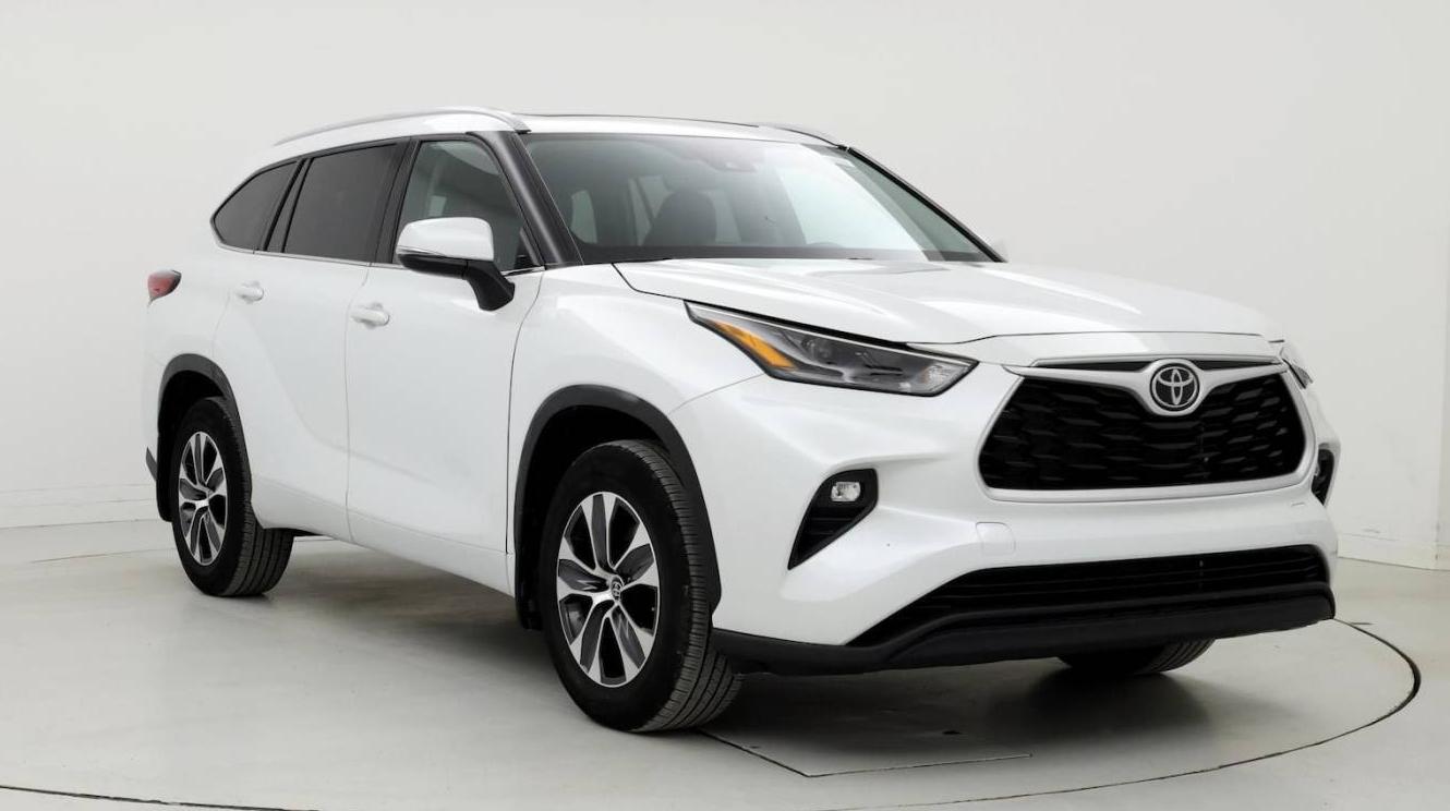 TOYOTA HIGHLANDER 2022 5TDGZRBHXNS250779 image