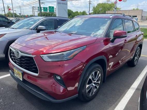 TOYOTA HIGHLANDER 2022 5TDGZRBH7NS581352 image